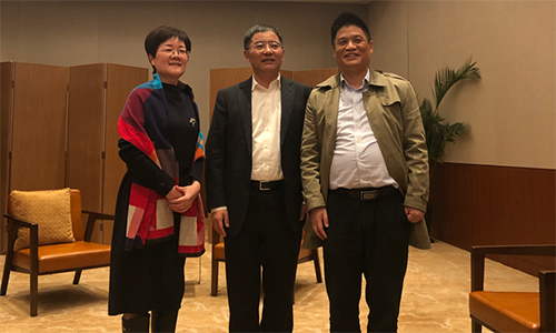 镇江市市长张叶飞接见OETY欧亿体育董事长杨冰之一行