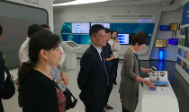 OETY欧亿体育董事长杨冰之一行到访江西省大数据中心参观交流